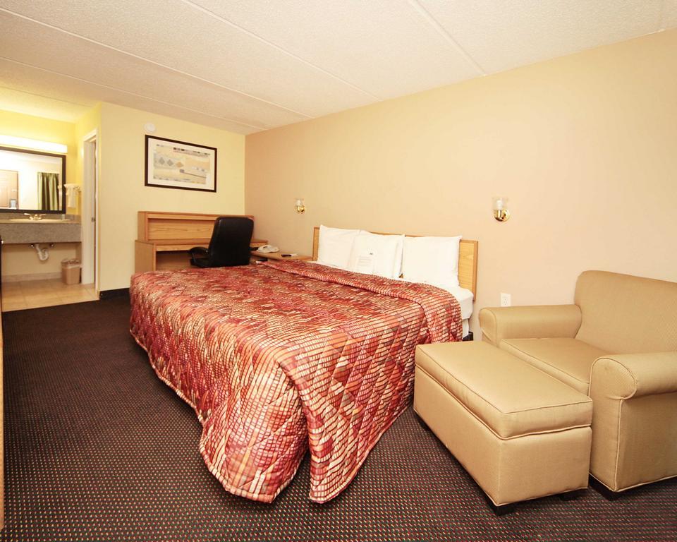 Rodeway Inn Charlotte Downtown Zimmer foto